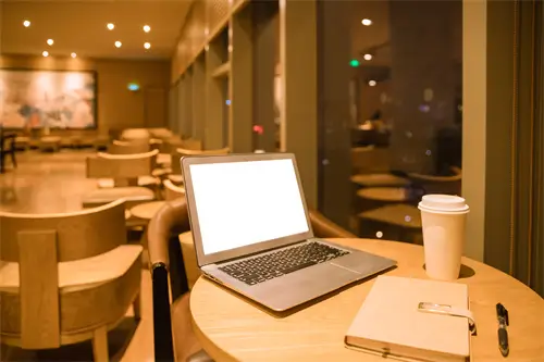 电脑开机黑屏是什么问题