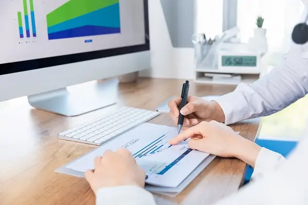 为什么u盘插上电脑没反应